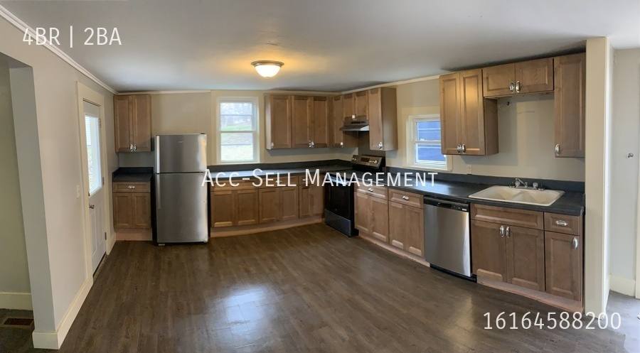 House for rent at 705 W Grove, Greenville, MI 48838