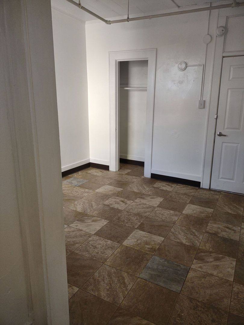 Apartment for rent at 2520 1st Ave N, Billings, MT 59101