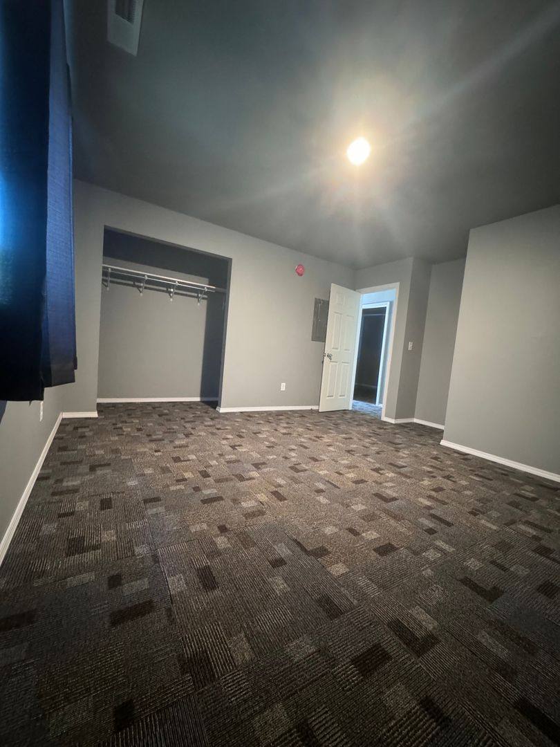 Apartment for rent at 1004 S 7th St, Yakima, WA 98901