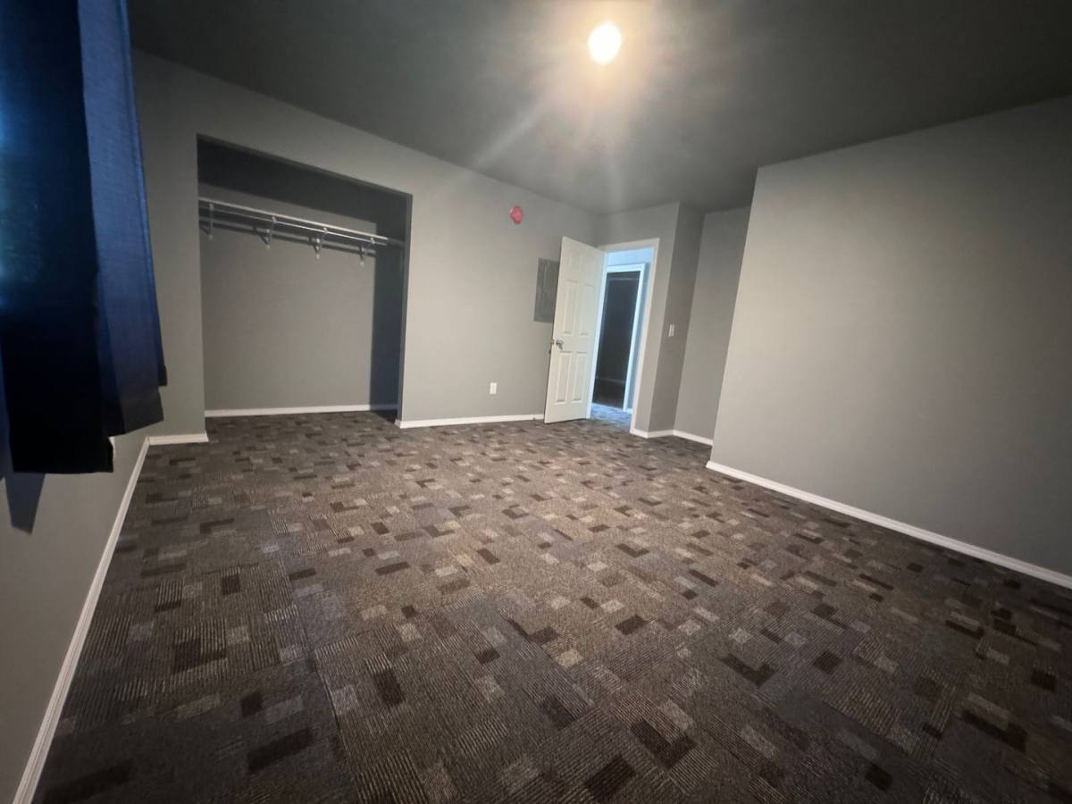 Apartment for rent at 1004 S 7th St, Yakima, WA 98901