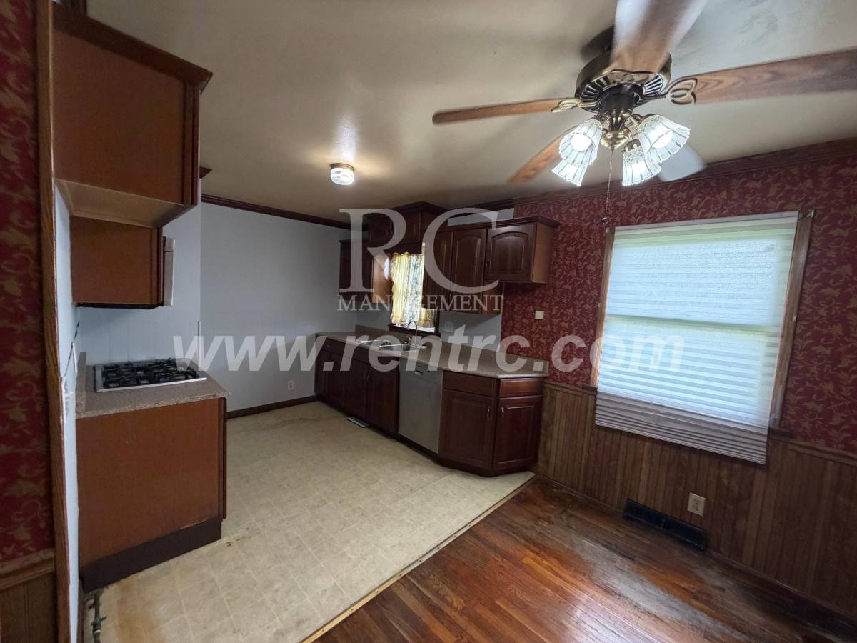 House for rent at 3 Church W, Westville, IL 61883