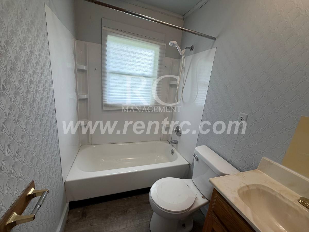 House for rent at 3 Church W, Westville, IL 61883