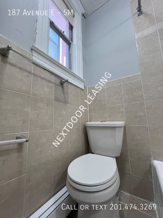 Apartment for rent at 187 Ave E #5M, Bayonne, NJ 07002