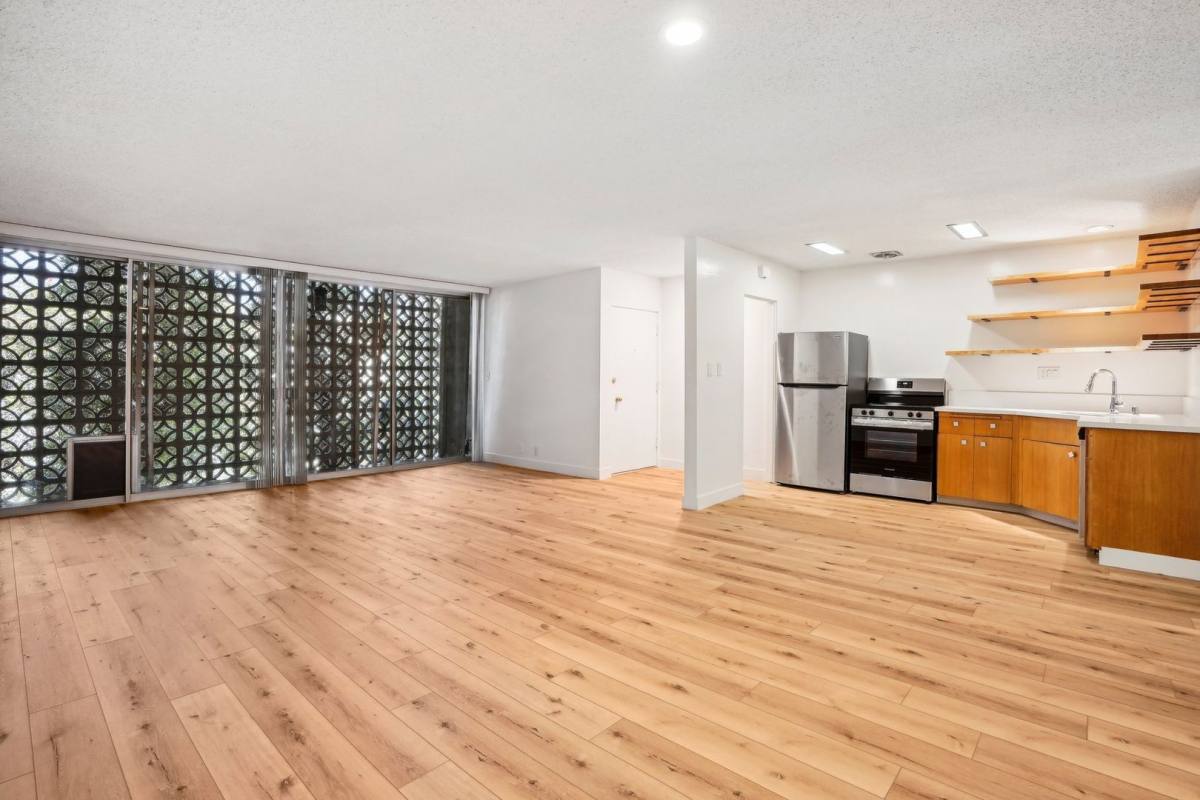 Apartment for rent at 9000 Clifton Way, Beverly Hills, CA 90211