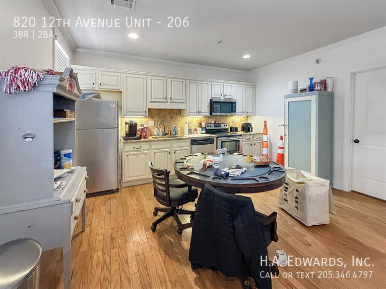 Condo for rent at 820 12th Ave #206, Tuscaloosa, AL 35401