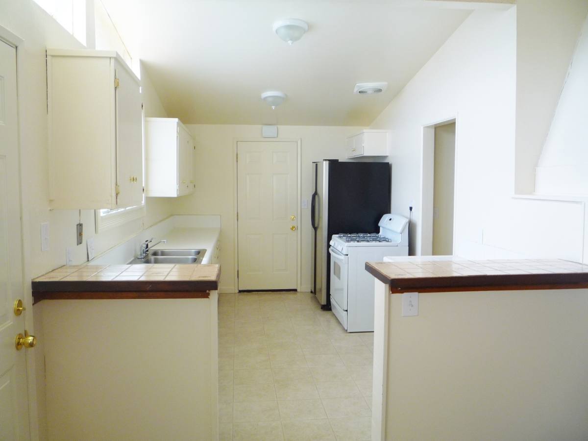 House for rent at 13808 Frame Rd, Poway, CA 92064