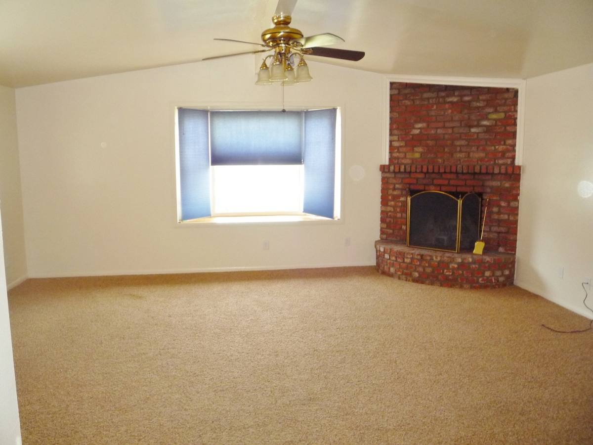 House for rent at 13808 Frame Rd, Poway, CA 92064