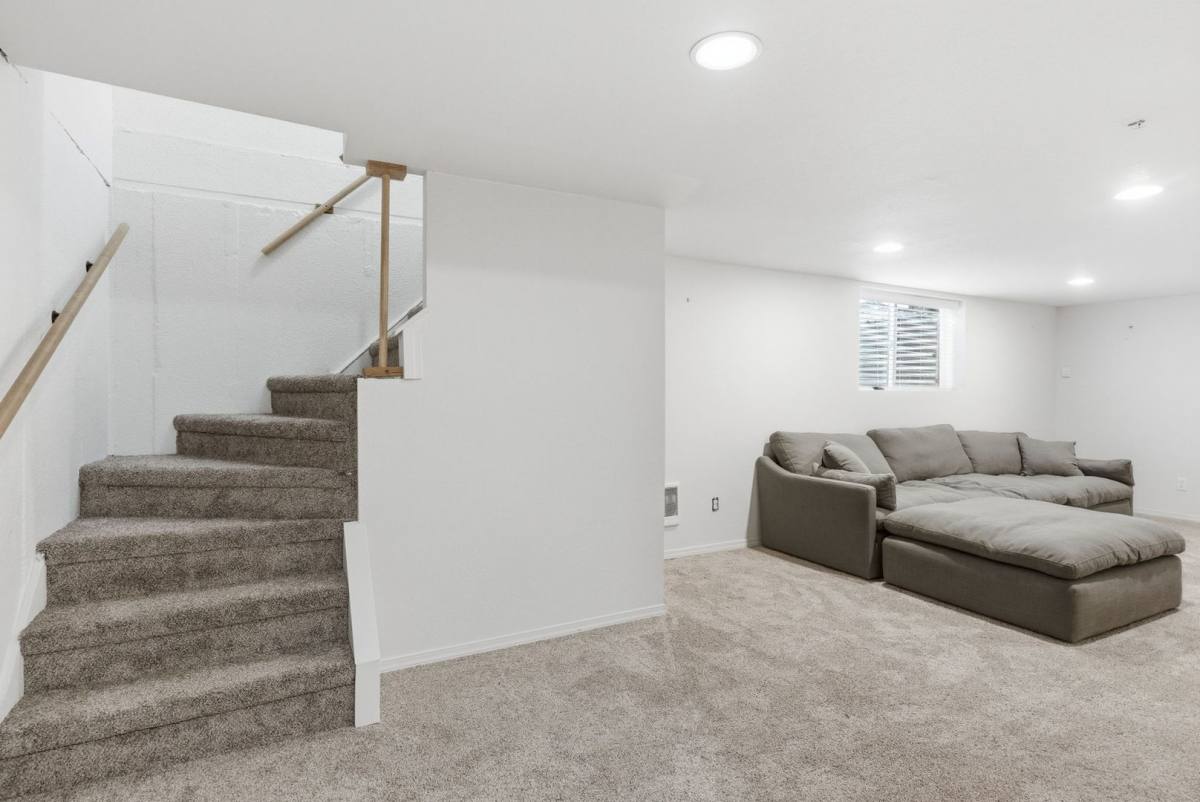 House for rent at 1017 E 40th Ave, Spokane, WA 99203