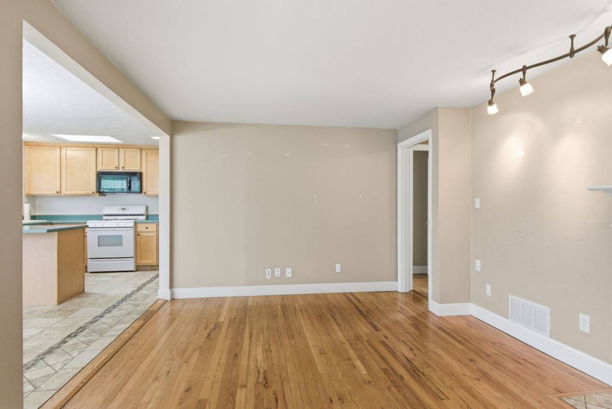 House for rent at 1017 E 40th Ave, Spokane, WA 99203