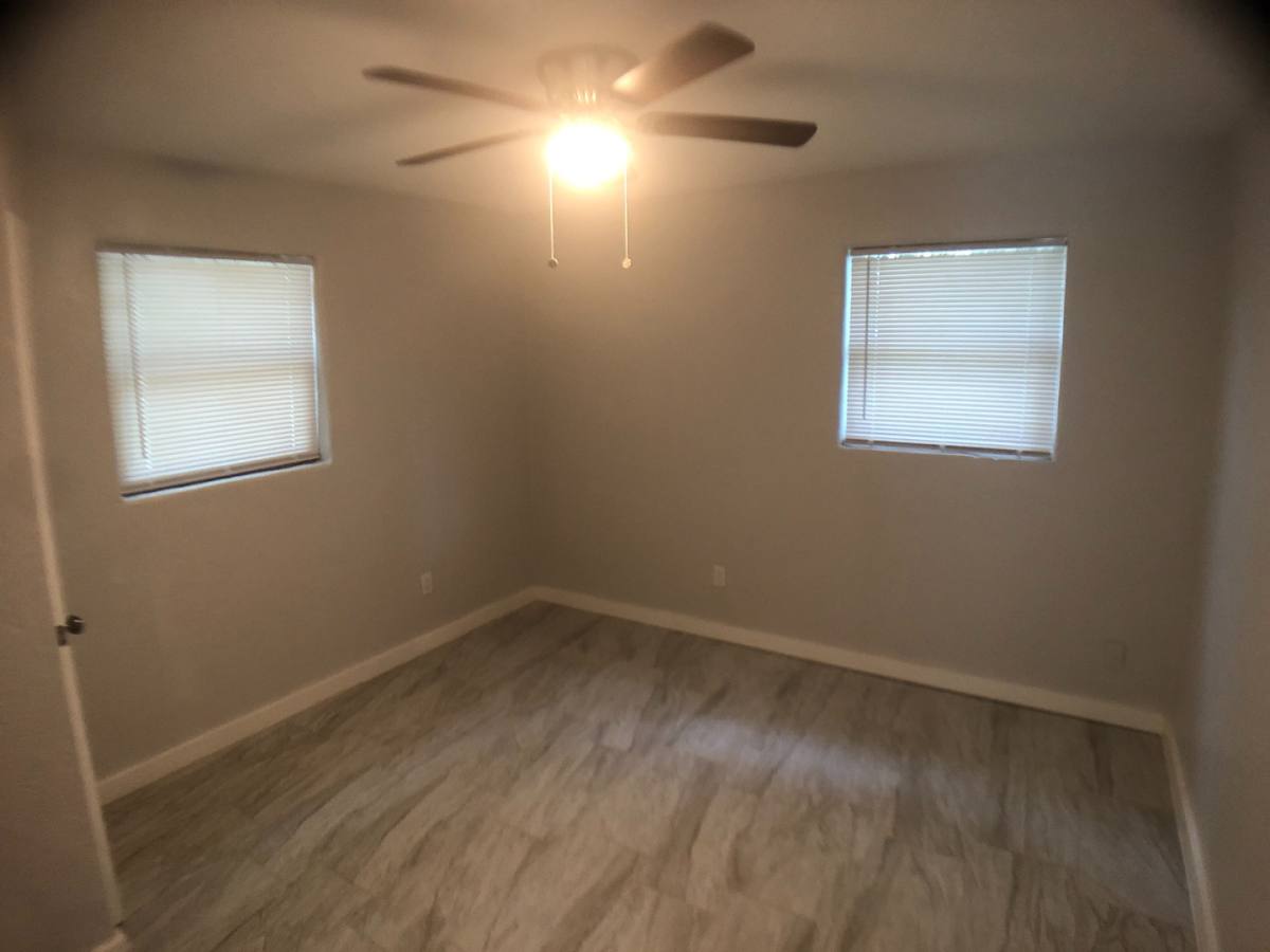 Apartment for rent at 323 & 325 Caroline St, Daytona Beach, FL 32114