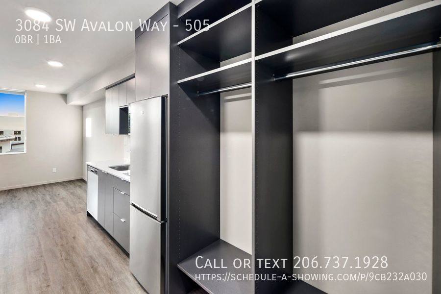Apartment for rent at 3084 SW Avalon Way #505, Seattle, WA 98126