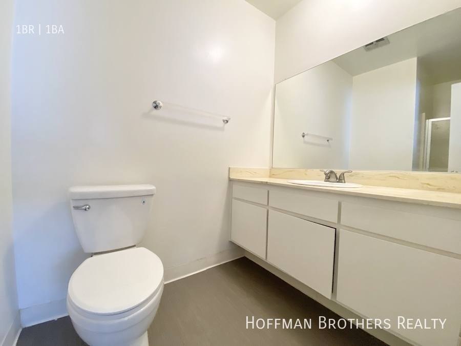 Apartment for rent at 3671 Midvale Ave #4, Los Angeles, CA 90034
