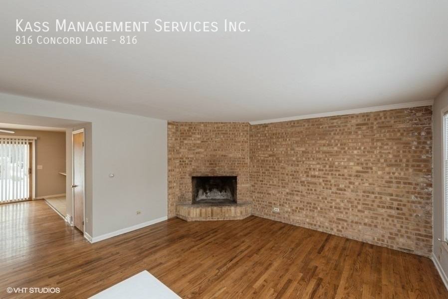 Townhouse for rent at 816 Concord Lane #816, Barrington, IL 60010