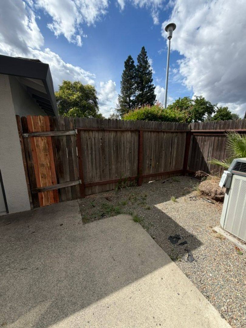 Condo for rent at 6200 Osullivan Lane, Sacramento, CA 95842