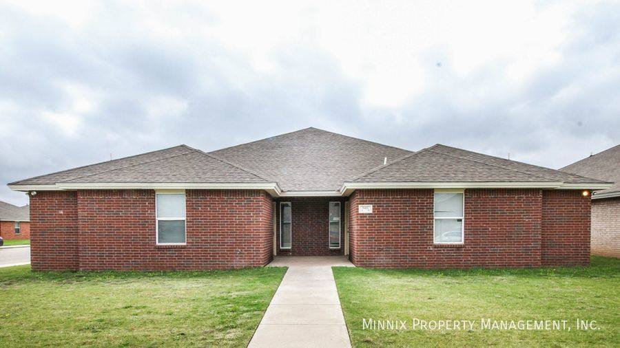 Townhouse for rent at 307 N Clinton Ave #A, Lubbock, TX 79416