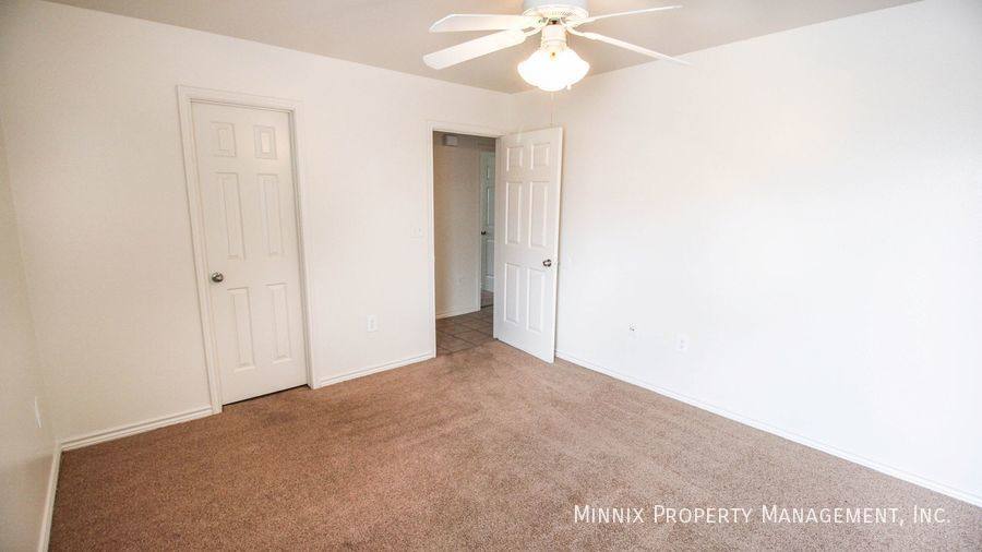 Townhouse for rent at 307 N Clinton Ave #A, Lubbock, TX 79416