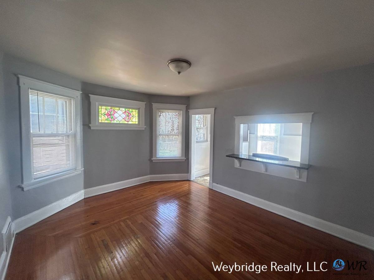 Apartment for rent at 862 Academy Ave, Cincinnati, OH 45205