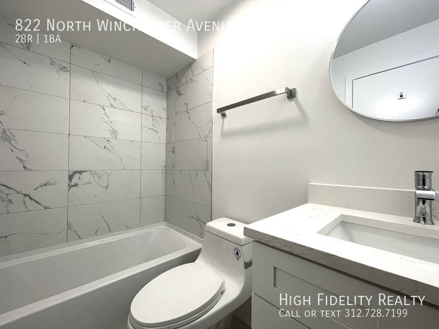 Apartment for rent at 822 N Winchester Ave #2R, Chicago, IL 60622