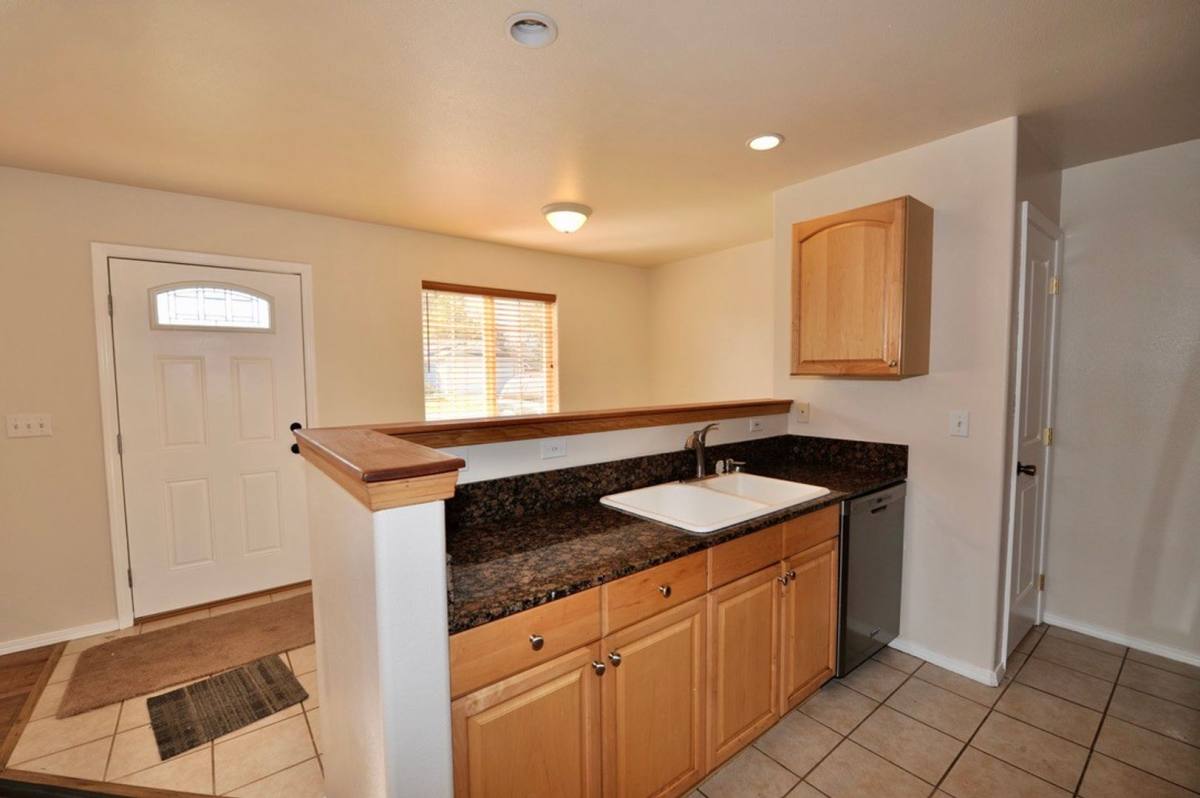 House for rent at 13948 N Cassia St, Rathdrum, ID 83858