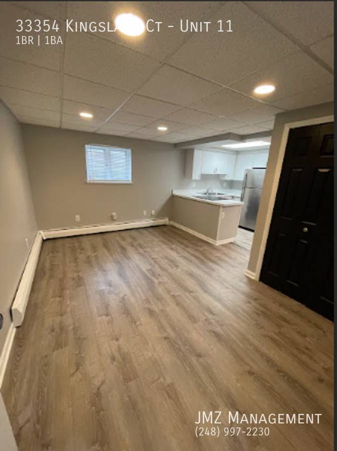 Apartment for rent at 33354 Kingslane Court #11, Farmington, MI 48335