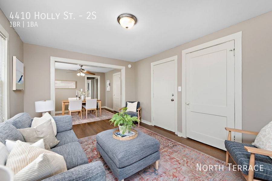 Apartment for rent at 4410 Holly St #2S, Kansas City, MO 64111