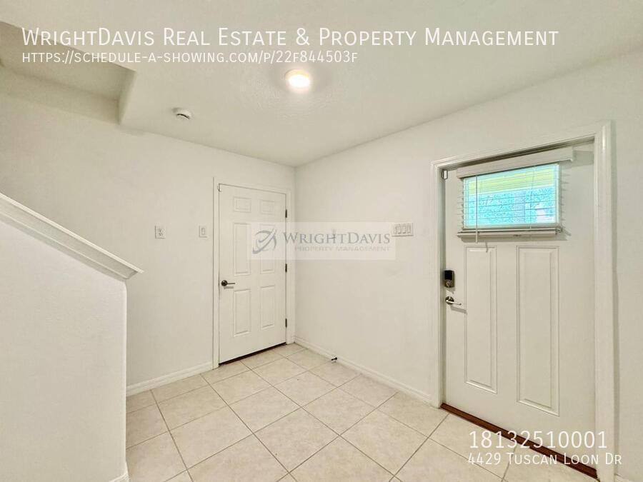 Townhouse for rent at 4429 Tuscan Loon Dr, Tampa, FL 33619