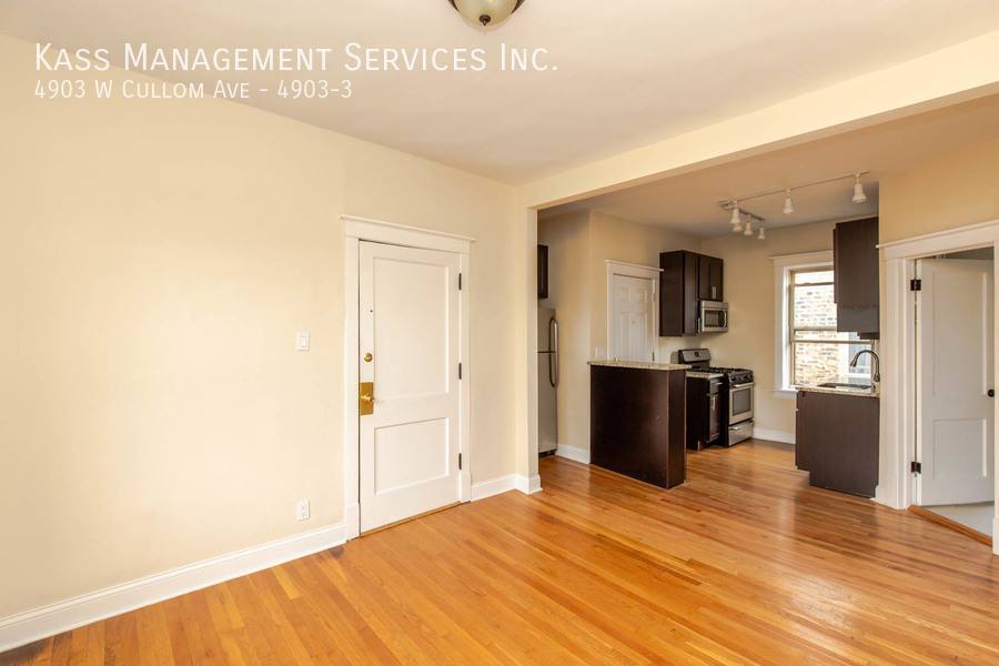Apartment for rent at 4903 W Cullom Ave #3, Chicago, IL 60641
