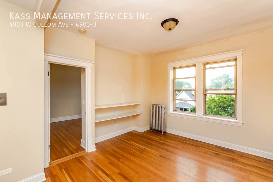 Apartment for rent at 4903 W Cullom Ave #3, Chicago, IL 60641