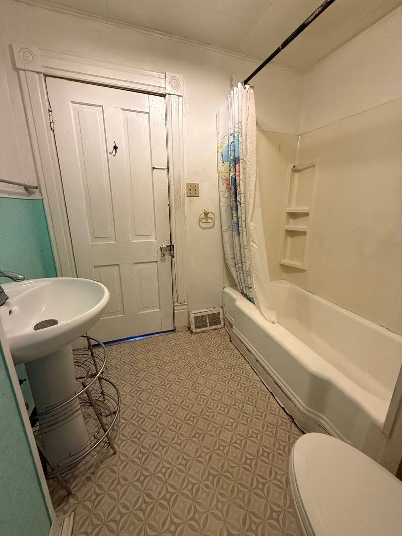 House for rent at 822 N High St, Chippewa Falls, WI 54729