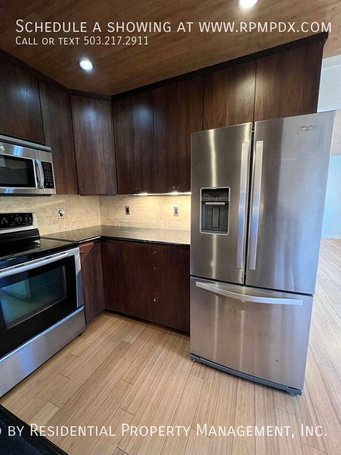Townhouse for rent at 5715 NE Sacramento St #10, Portland, OR 97213