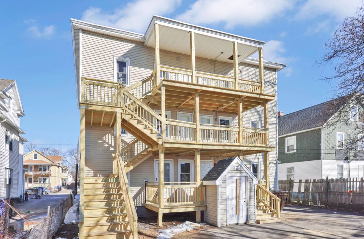 Apartment for rent at 106 Malden St, Springfield, MA 01108