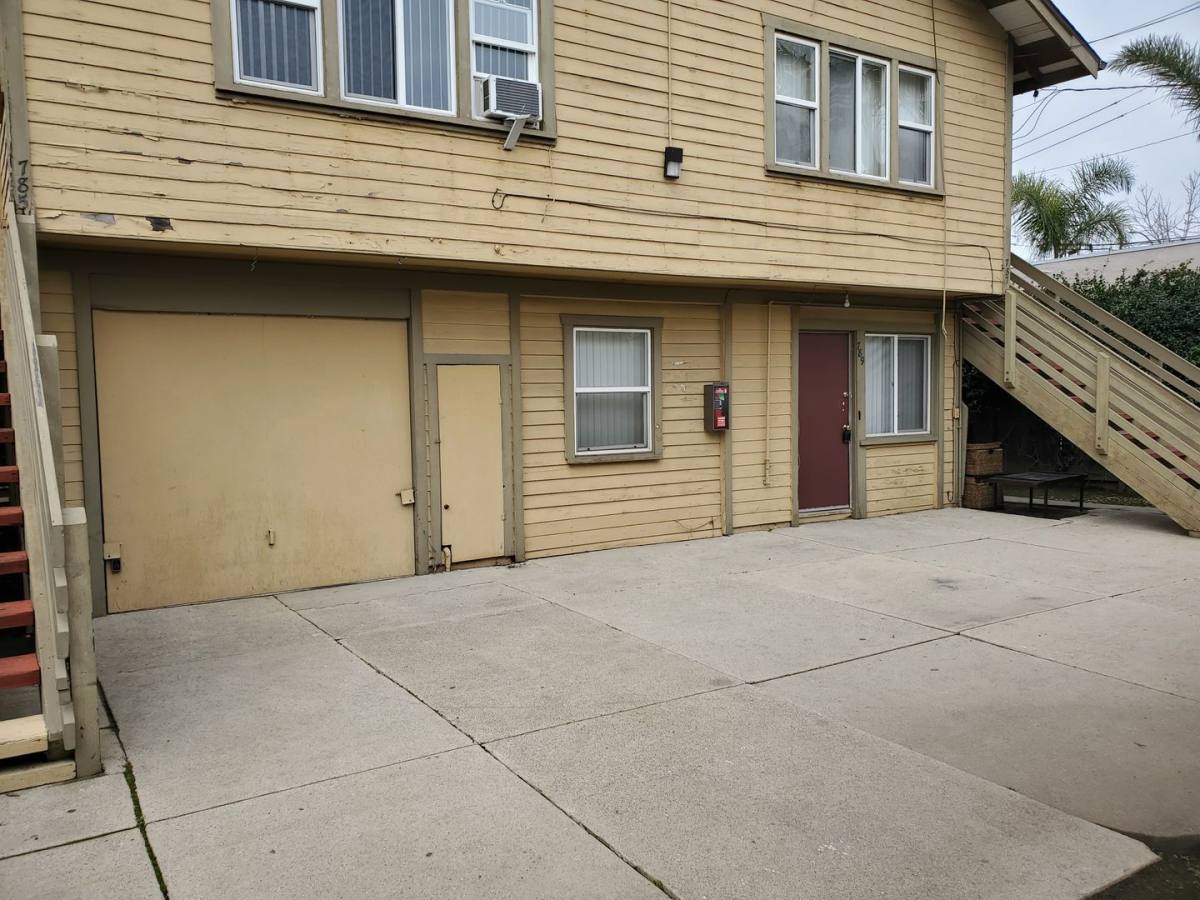 Apartment for rent at 783-789 Freeman Ave, Long Beach, CA 90804