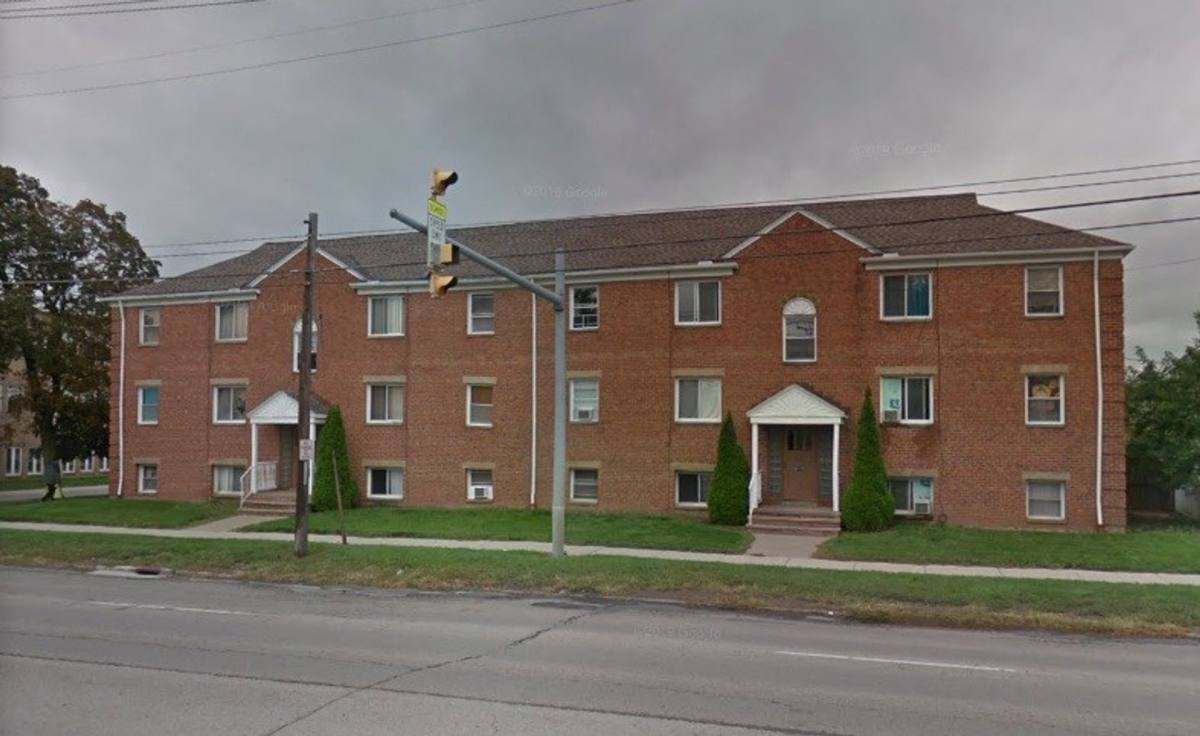 Apartment for rent at 6040 Ridge Rd #13, Cleveland, OH 44129