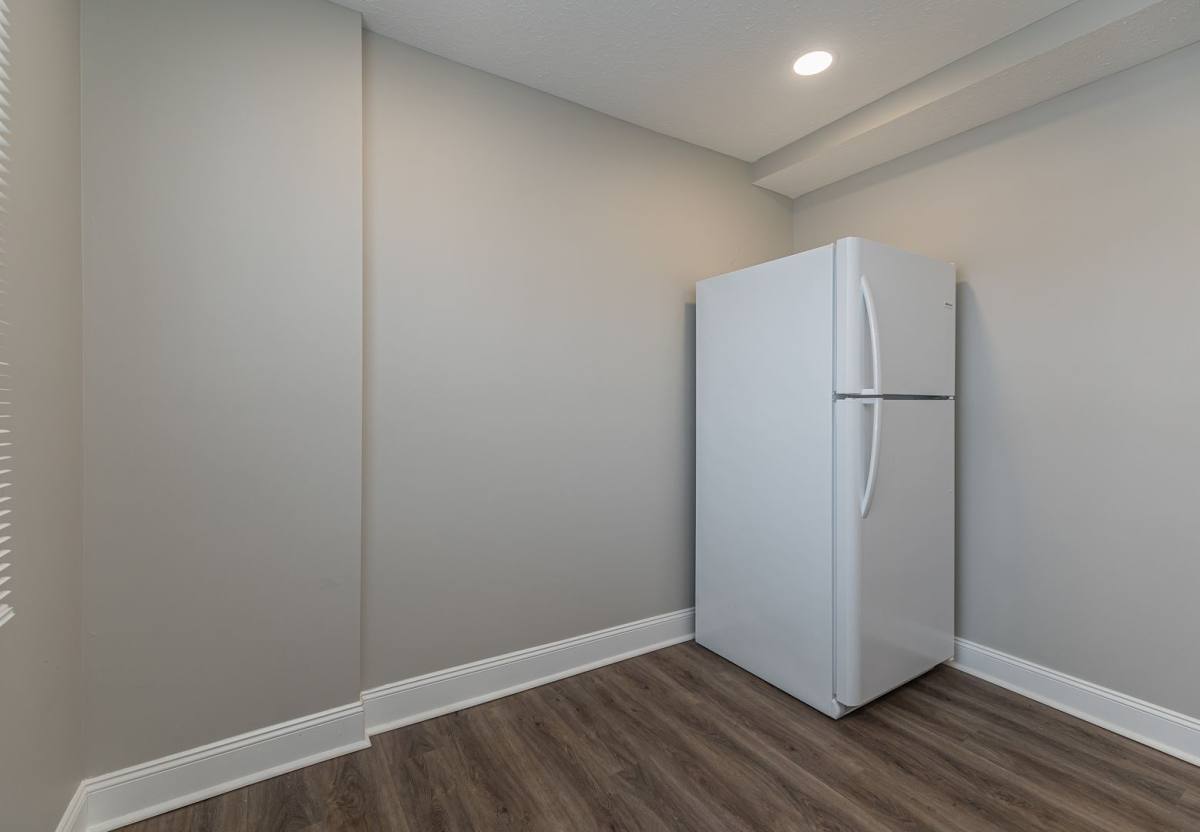 Apartment for rent at 6040 Ridge Rd #13, Cleveland, OH 44129