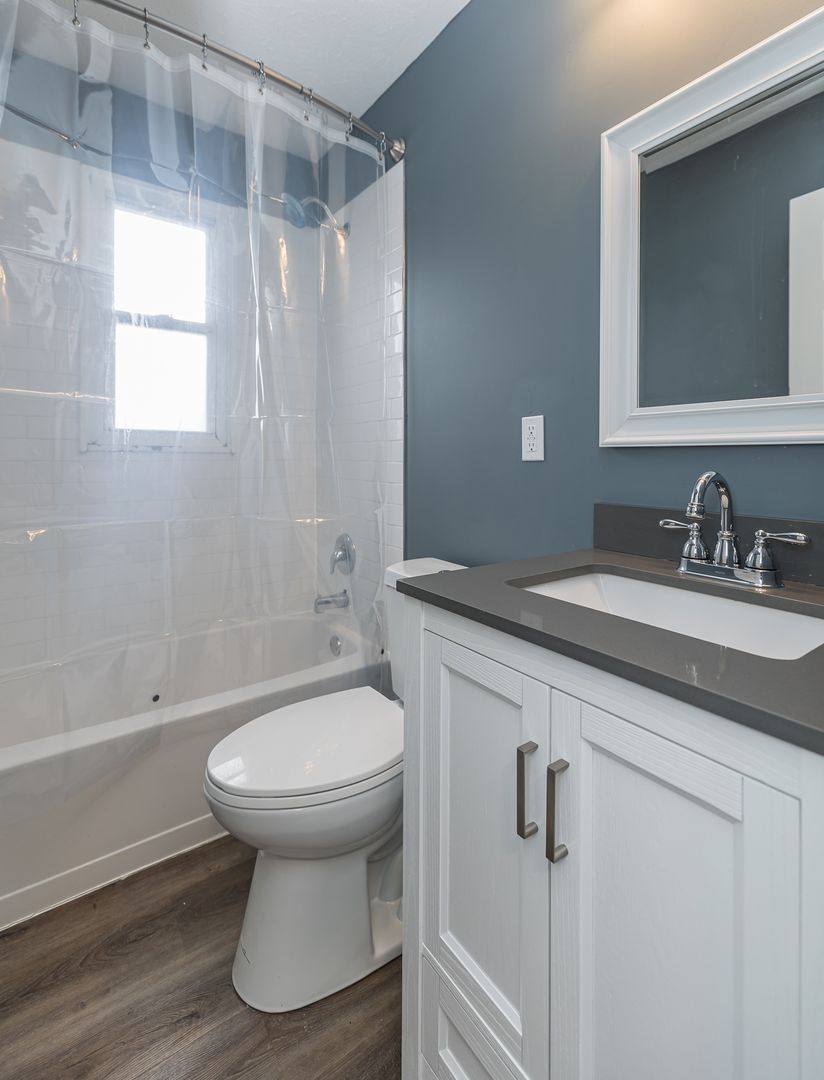 Apartment for rent at 6040 Ridge Rd #13, Cleveland, OH 44129