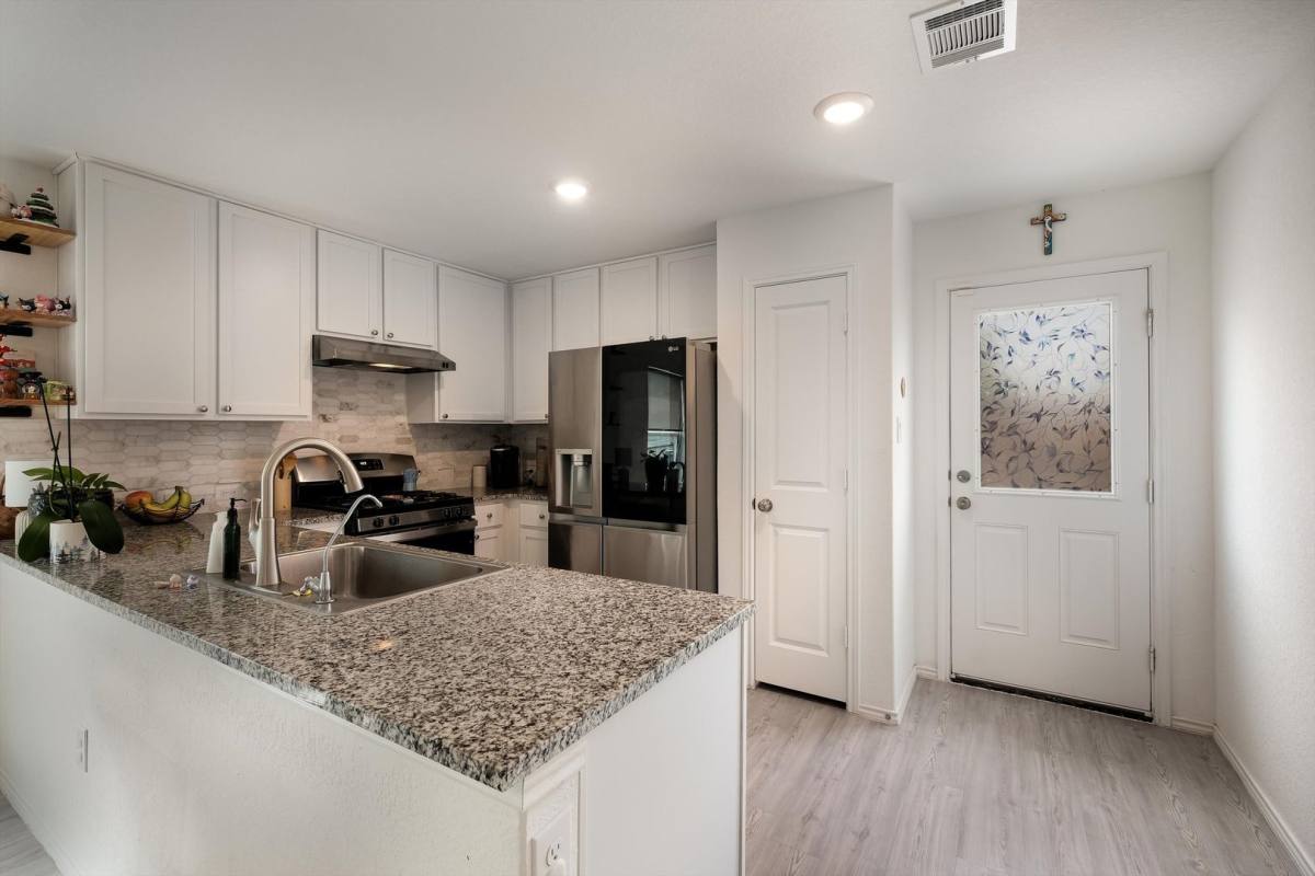 House for rent at 14727 Bolinger Mill, San Antonio, TX 78254