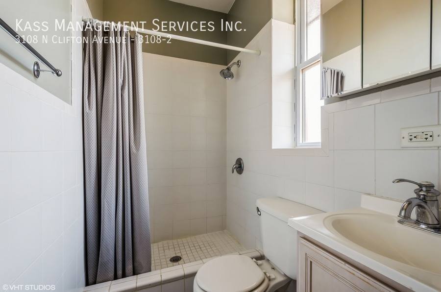 Apartment for rent at 3108 N Clifton Ave #2, Chicago, IL 60657