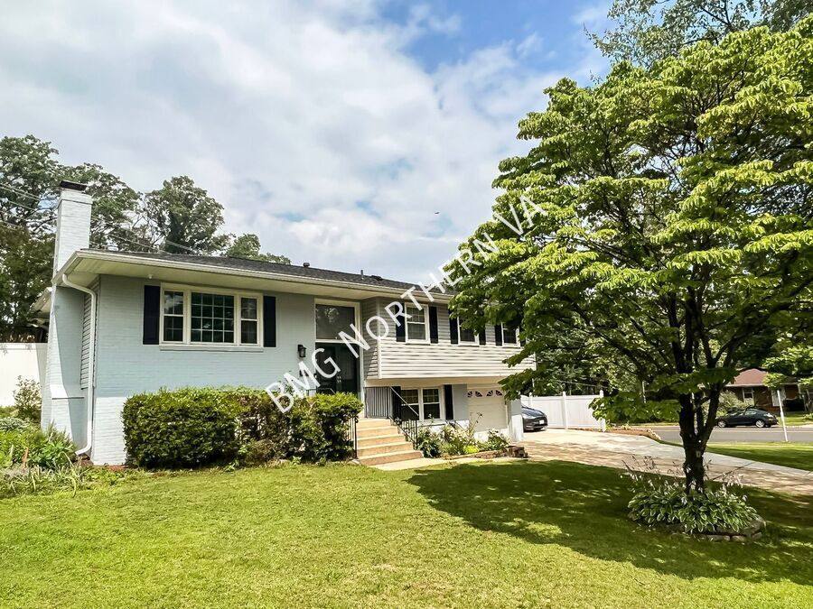 House for rent at 8237 Smithfield Ave, Springfield, VA 22152