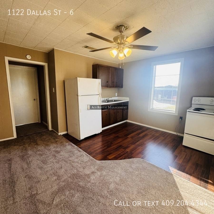 Apartment for rent at 1122 Dallas St #6, Port Neches, TX 77651
