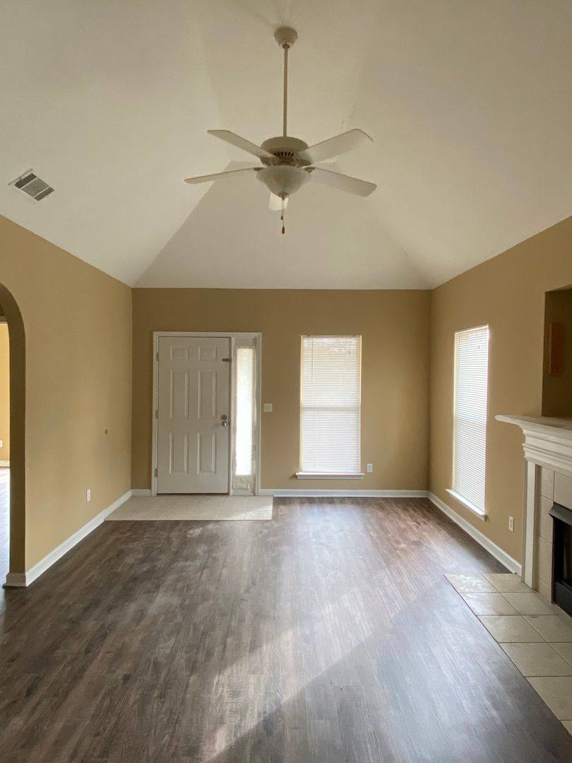 House for rent at 525 Fox Run Circle, Pell City, AL 35125