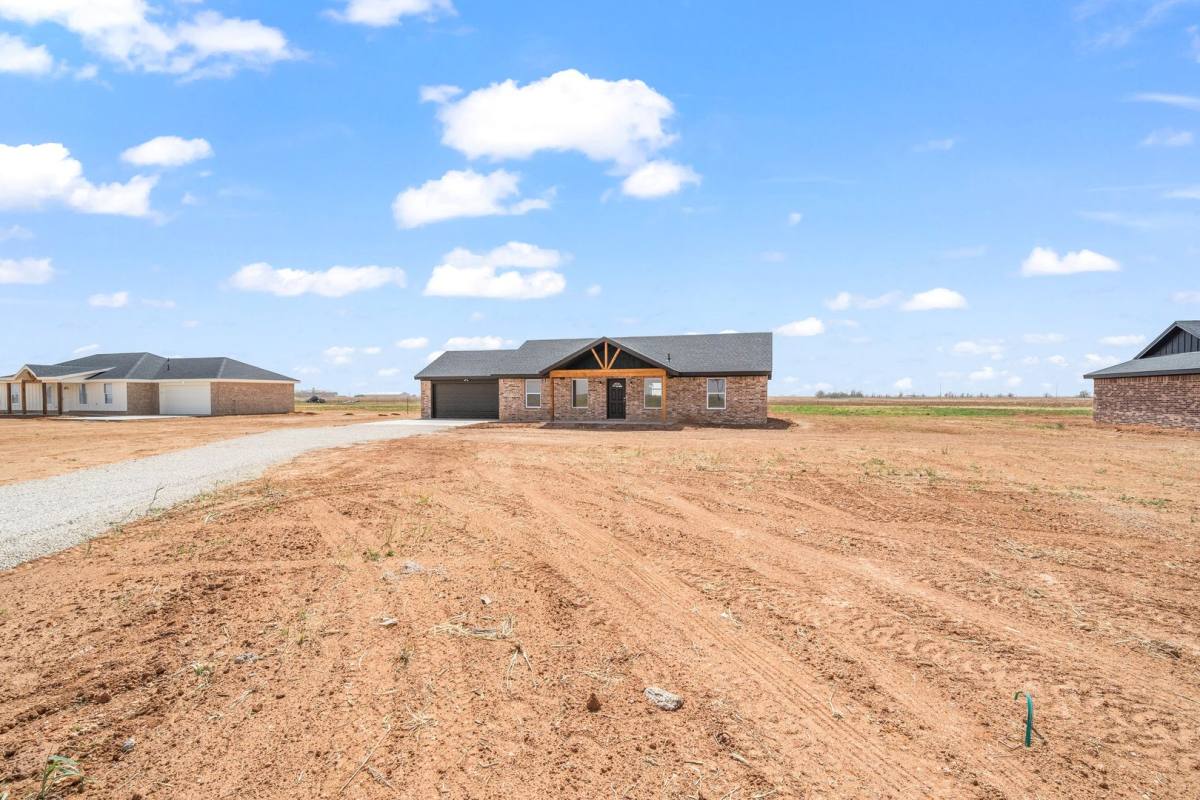 House for rent at 119 N FM 789 Cr, Lubbock, TX 79403