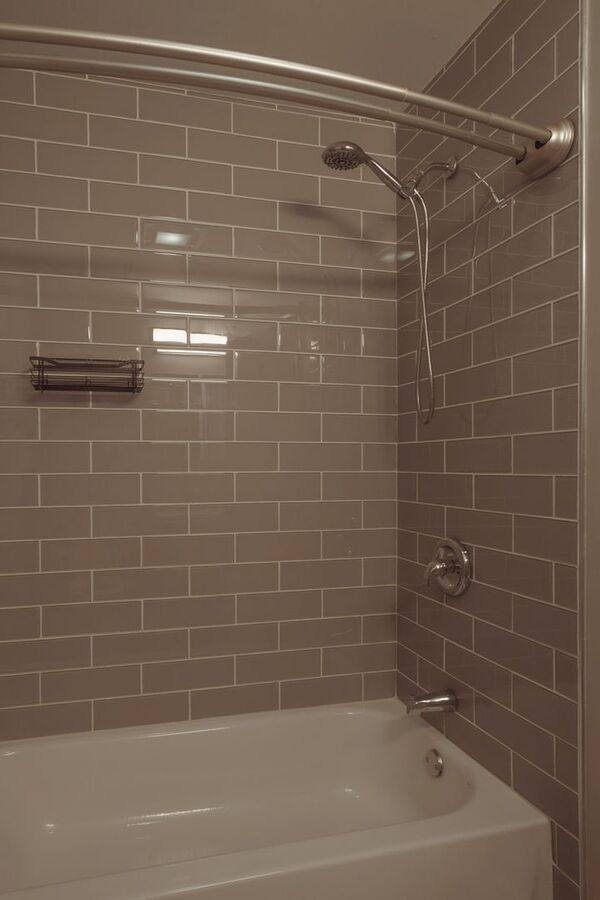 Apartment for rent at 4 Walker Ave #204 R, Clarendon Hills, IL 60514