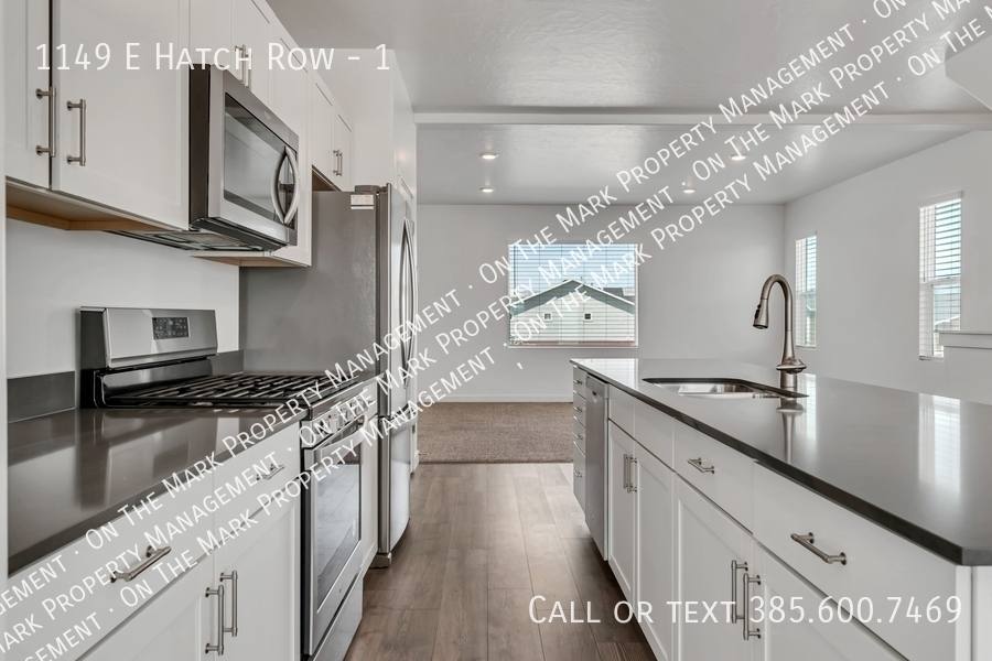 Townhouse for rent at 1149 E Hatch Row #1, Lehi, UT 84043