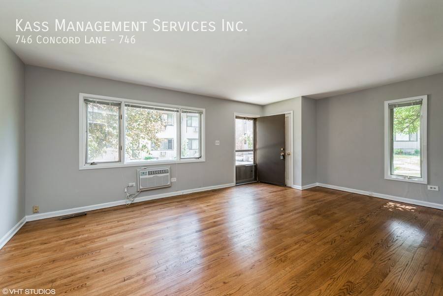 Townhouse for rent at 746 Concord Lane #746, Barrington, IL 60010