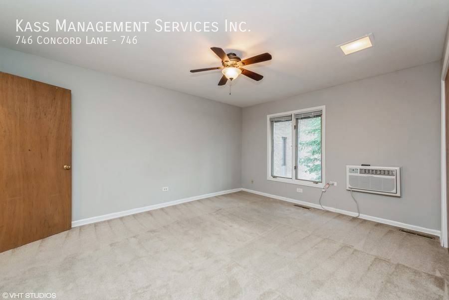 Townhouse for rent at 746 Concord Lane #746, Barrington, IL 60010