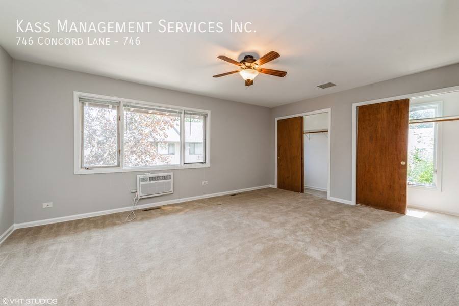 Townhouse for rent at 746 Concord Lane #746, Barrington, IL 60010