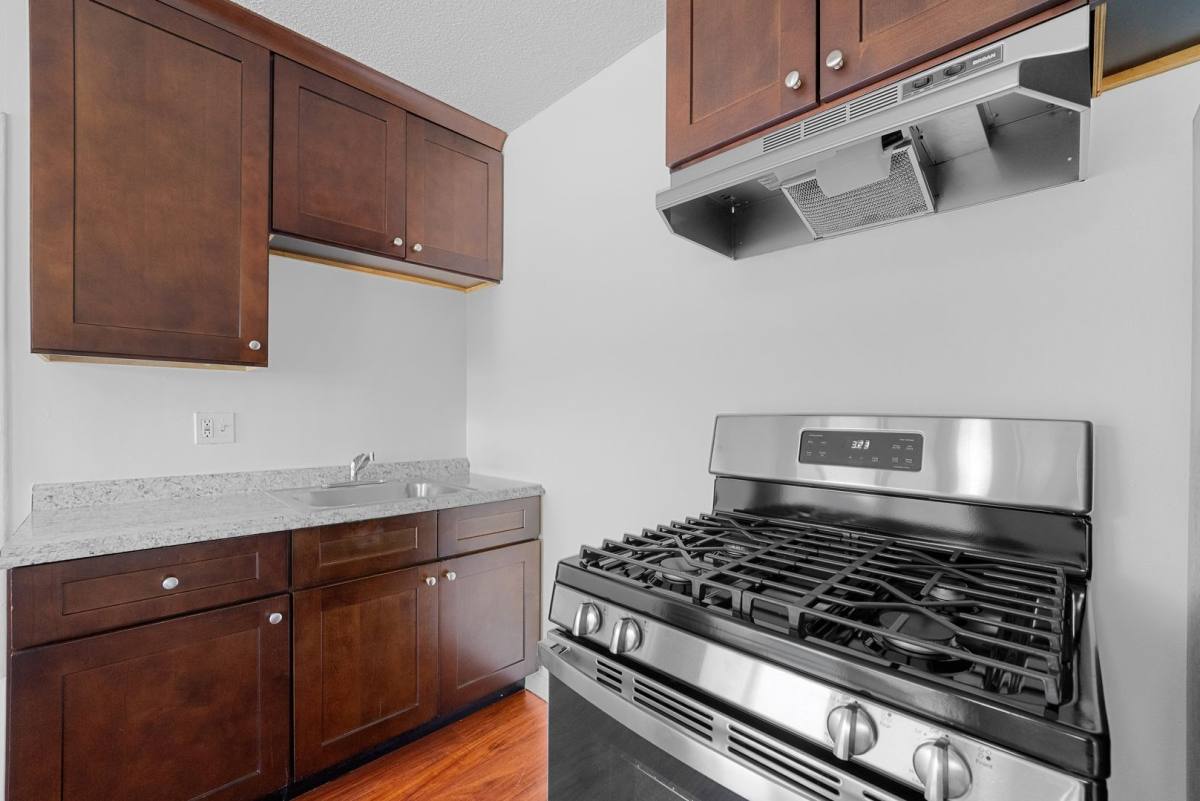 Apartment for rent at 10920 S Osage Ave #14, Inglewood, CA 90304