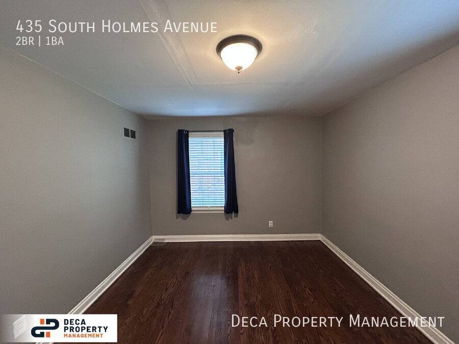 House for rent at 435 S Holmes Ave, Saint Louis, MO 63122