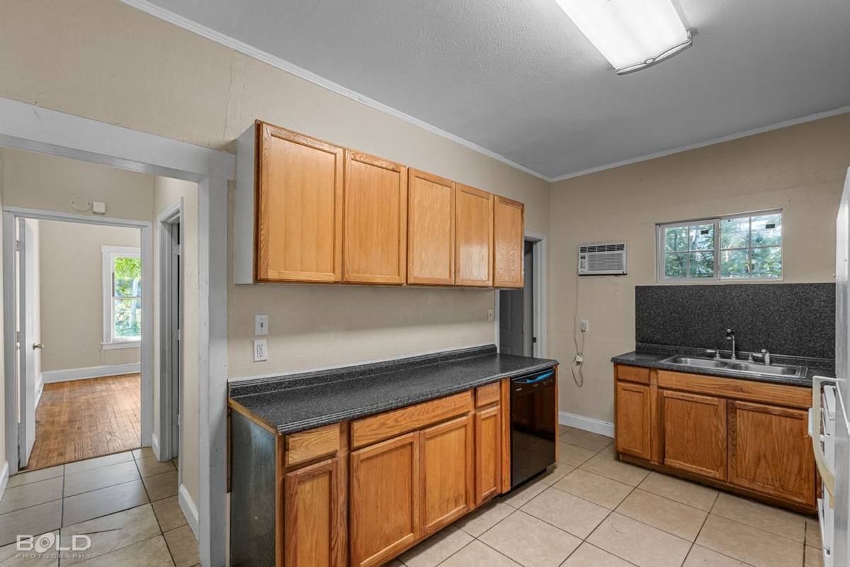 House for rent at 649-B Merrick St, Shreveport, LA 71104