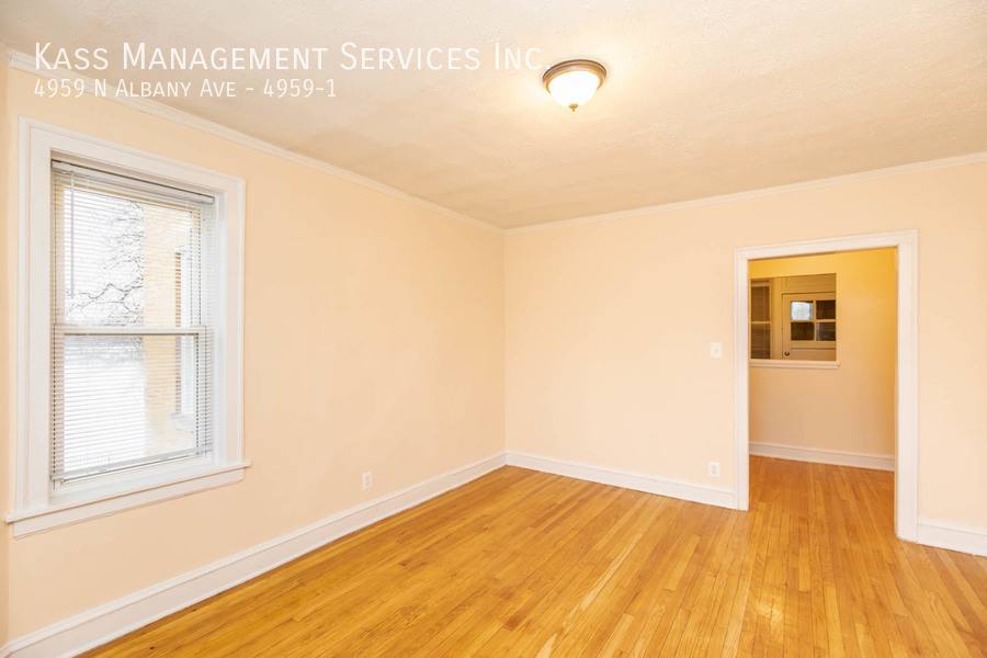 Apartment for rent at 4959 N Albany Ave #1, Chicago, IL 60625